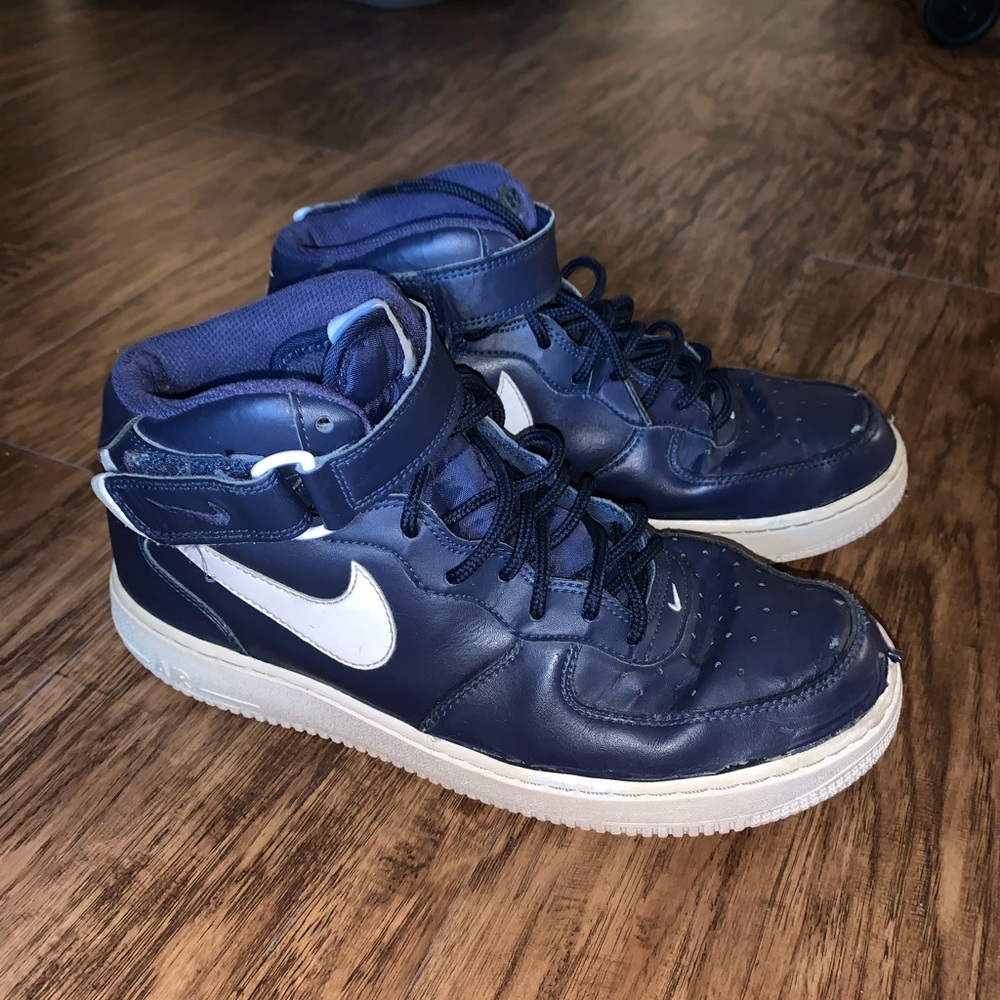 Nike Air Men’s Velcro/Lace Sneakers - Picture 1 of 10